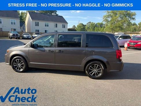 Used 2018 Dodge Grand Caravan GT FWD image 22