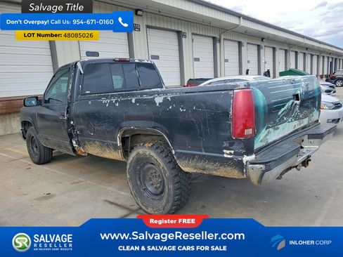 Used 2000 Chevrolet Silverado 2500 2WD Regular Cab w/ Comfort & Convenience Pkg image 3