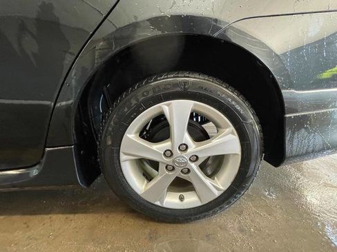 Used 2012 Toyota Corolla S image 14