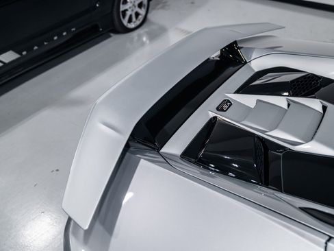 Used 2023 Lamborghini Huracan Tecnica RWD image 29