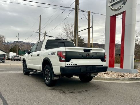 Used 2021 Nissan Titan PRO-4X w/ Off Road Protection Package image 5