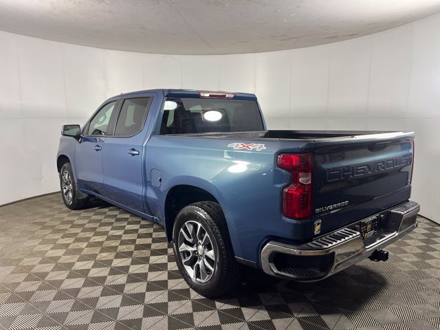 Used 2024 Chevrolet Silverado 1500 LT AWD/4WD image 6