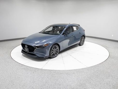 Used 2022 MAZDA MAZDA3 s image 34