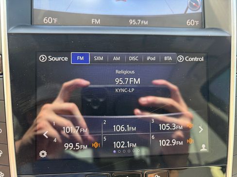 Used 2018 INFINITI Q50 Luxe w/ Essential Package (2.0T Luxe) RWD image 33