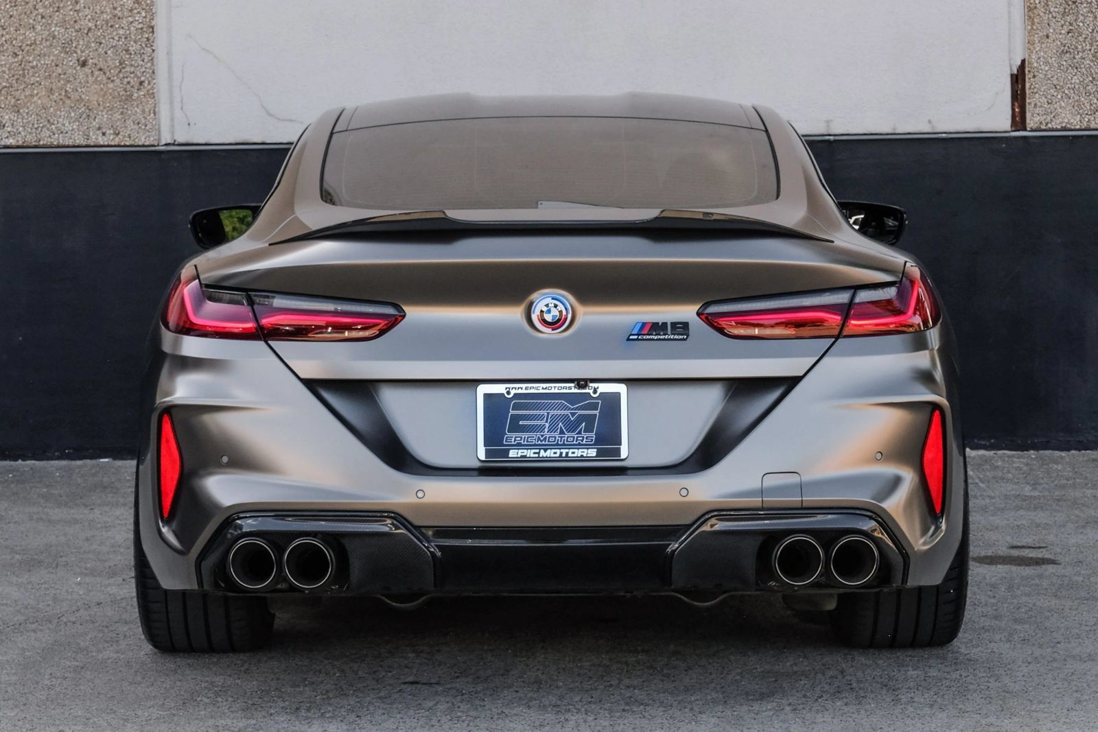 Used 2022 BMW M8 Competition w/ M Carbon Exterior Package AWD/4WD image 8