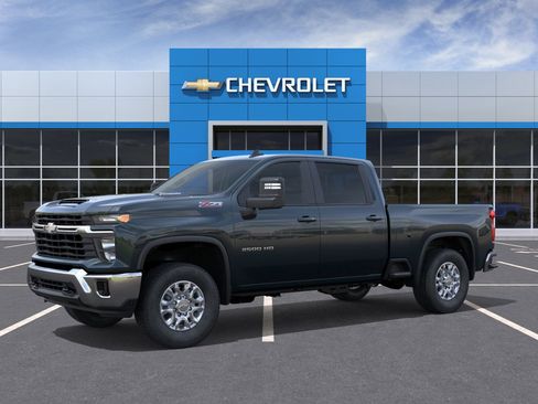 Used 2026 Chevrolet Silverado 2500 LT AWD/4WD image 3