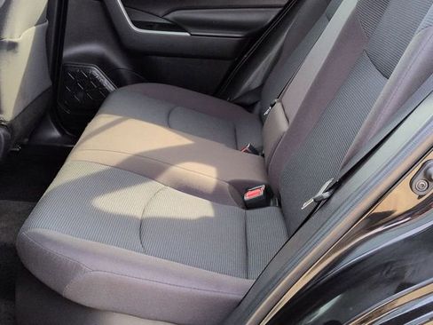 Certified 2022 Toyota RAV4 LE AWD/4WD image 23