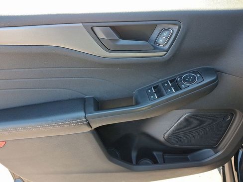 Used 2023 Ford Escape Active image 13