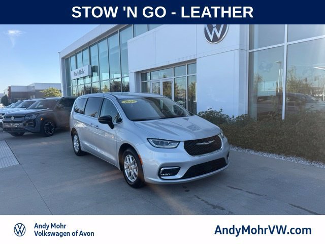 Used 2024 Chrysler Pacifica Touring-L FWD 360° Tour