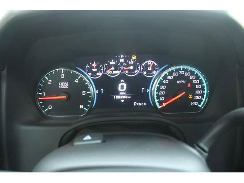 Used 2016 Chevrolet Suburban LTZ AWD/4WD image 22