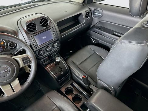 Used 2014 Jeep Patriot Limited w/ Sun/Sound Group image 28