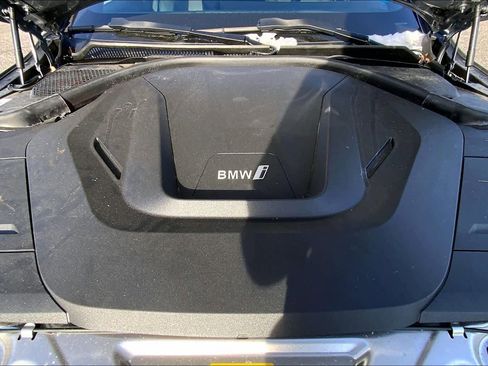 New 2024 BMW i4 eDrive40 w/ Premium Package image 16