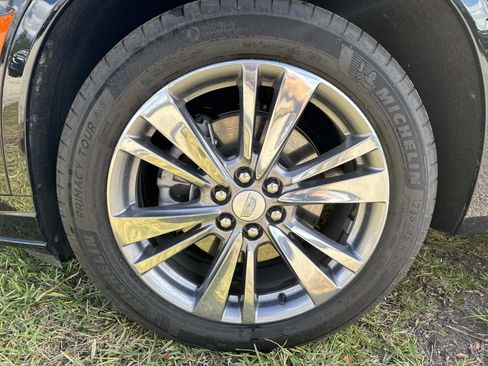 Certified 2025 Cadillac XT6 Premium Luxury image 10