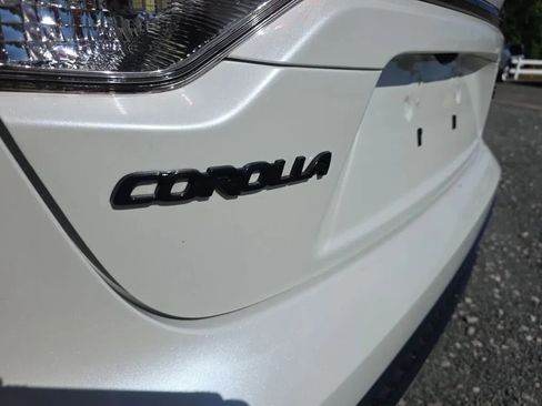 Used 2020 Toyota Corolla SE FWD image 11