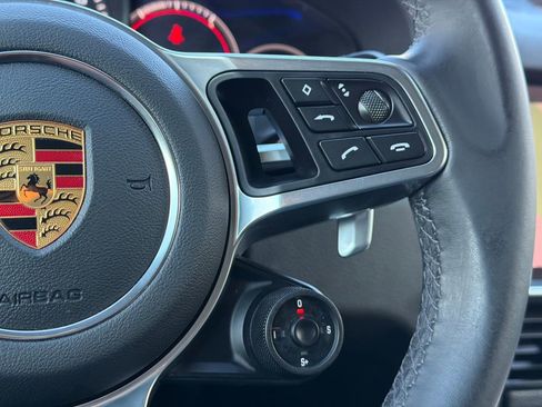 Used 2021 Porsche Cayenne Coupe image 22