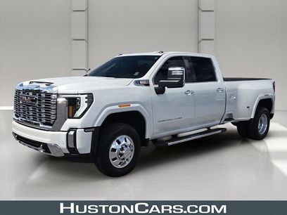 Certified 2025 GMC Sierra 3500 Denali w/ Technology Package