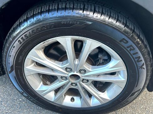 Used 2018 Ford Escape SE image 17