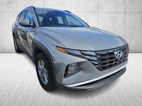 Used 2024 Hyundai Tucson SEL image 2