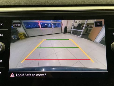 Used 2021 Volkswagen Atlas SE image 20