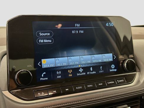 Used 2023 Nissan Rogue SL w/ SL Premium Package image 21