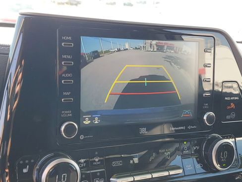Certified 2020 Toyota Highlander Limited AWD/4WD image 29