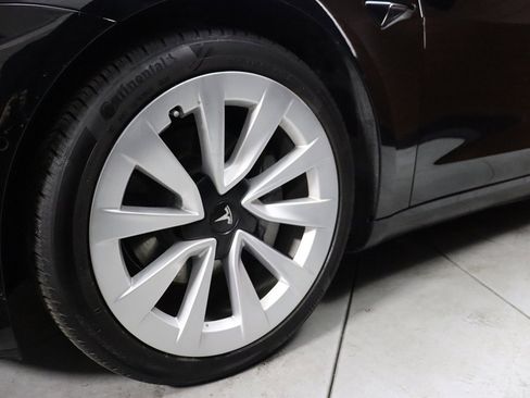 Used 2023 Tesla Model 3 Standard Range image 15