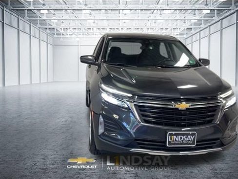 Used 2022 Chevrolet Equinox LT AWD/4WD image 4