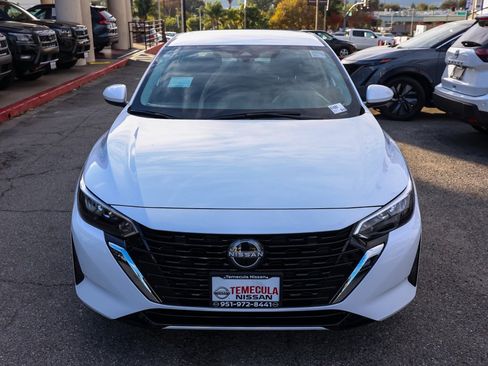 New 2025 Nissan Sentra SV image 9