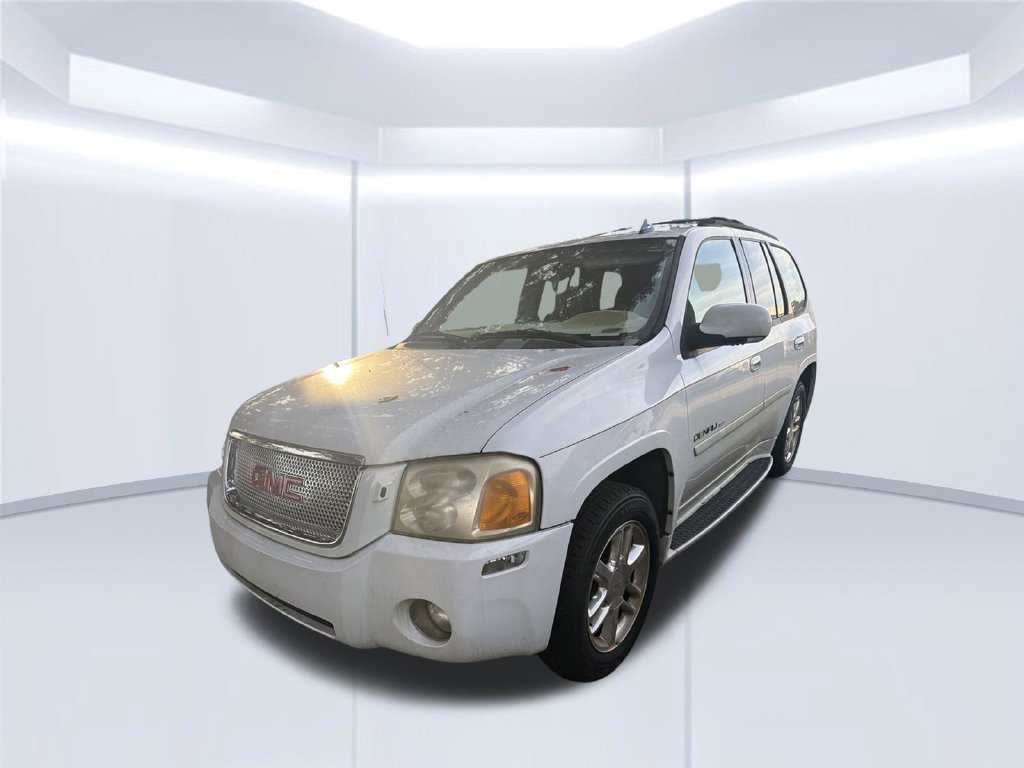 Used 2007 GMC Envoy Denali RWD image 7