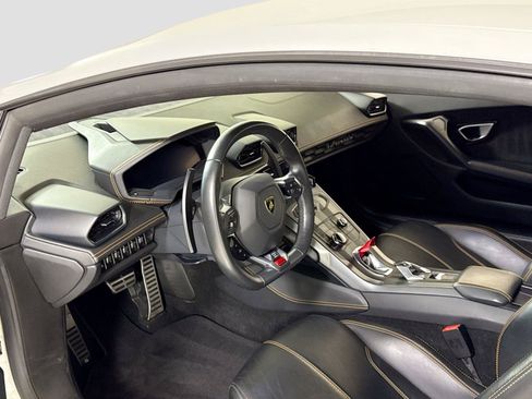 Used 2018 Lamborghini Huracan LP 580-2 RWD image 15