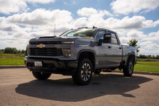 Used 2024 Chevrolet Silverado 2500 Custom w/ Custom Value Package AWD/4WD image 3