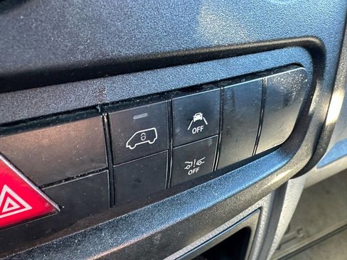 Used 2017 Mercedes-Benz Sprinter 3500 w/ Suspension Package II image 20