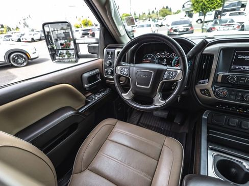 Used 2018 GMC Sierra 3500 Denali w/ Duramax Plus Package AWD/4WD image 26