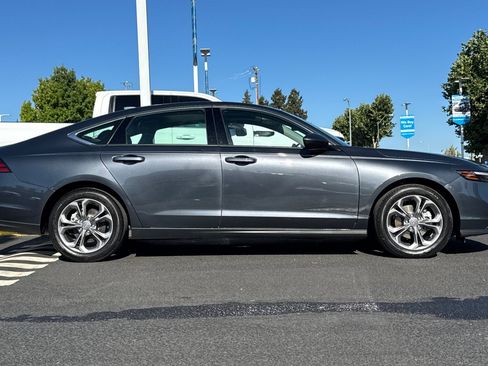 Used 2024 Honda Accord EX image 7