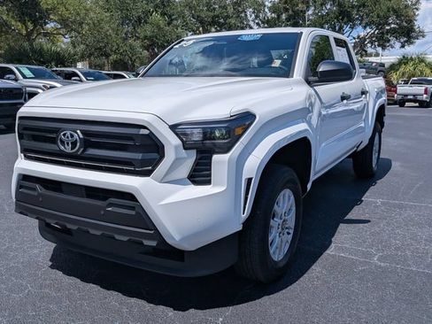 Used 2025 Toyota Tacoma SR w/ SR Upgrade Package RWD image 7