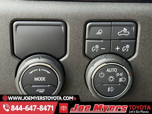 Used 2022 Chevrolet Silverado 1500 LTZ image 25