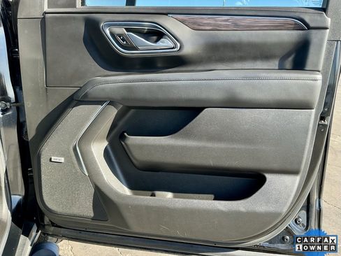 Used 2023 Chevrolet Tahoe Z71 w/ Luxury Package image 42