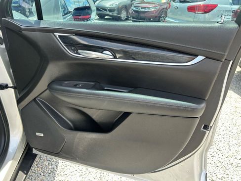 Used 2020 Cadillac XT5 Premium Luxury FWD image 18