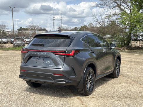 Used 2025 Lexus NX 350h AWD w/ Accessory Package (2T) image 3