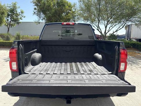 Used 2017 Chevrolet Silverado 1500 LTZ Z71 w/ LTZ Plus Package AWD/4WD image 10