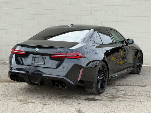 Used 2025 BMW M5 Sedan 4D w/ Executive Package image 27