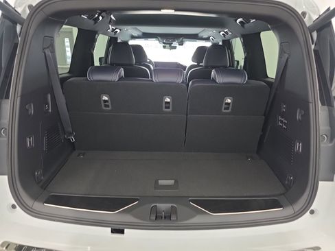 New 2026 INFINITI QX80 4WD w/ Sport Exterior Package image 17