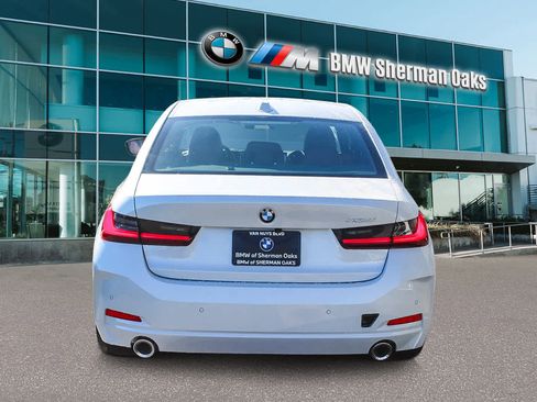 New 2026 BMW 330i Sedan w/ Convenience Package image 5
