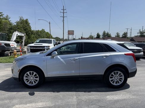 Used 2017 Cadillac XT5 FWD image 3