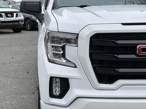 Used 2020 GMC Sierra 1500 Elevation w/ Elevation Value Package image 10