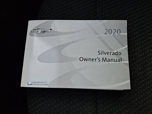 Used 2020 Chevrolet Silverado 1500 Custom w/ Custom Value Package AWD/4WD image 25