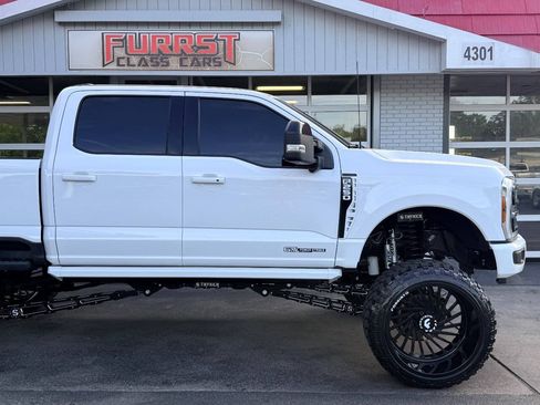Used 2024 Ford F250 Lariat w/ Lariat Ultimate Package AWD/4WD image 11