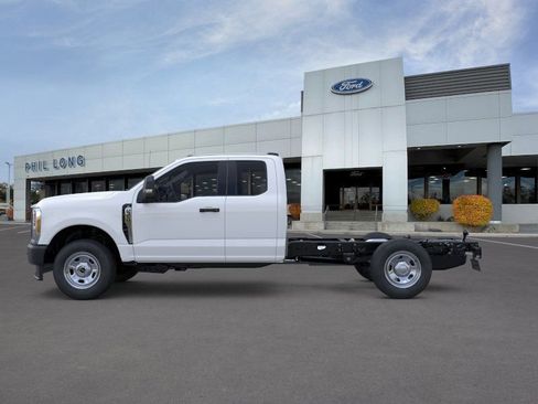 New 2026 Ford F350 XL AWD/4WD image 3