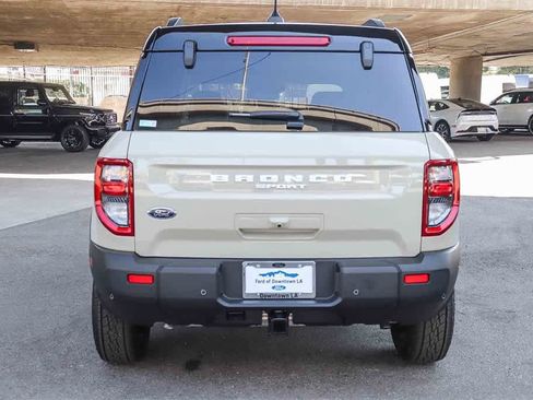 New 2025 Ford Bronco Sport Badlands image 5