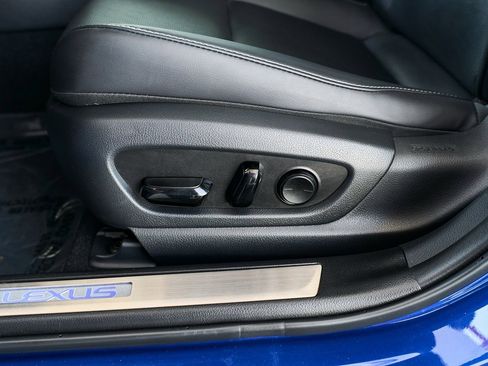 Used 2023 Lexus UX 250h F Sport w/ Accessory Package (Z1) image 21